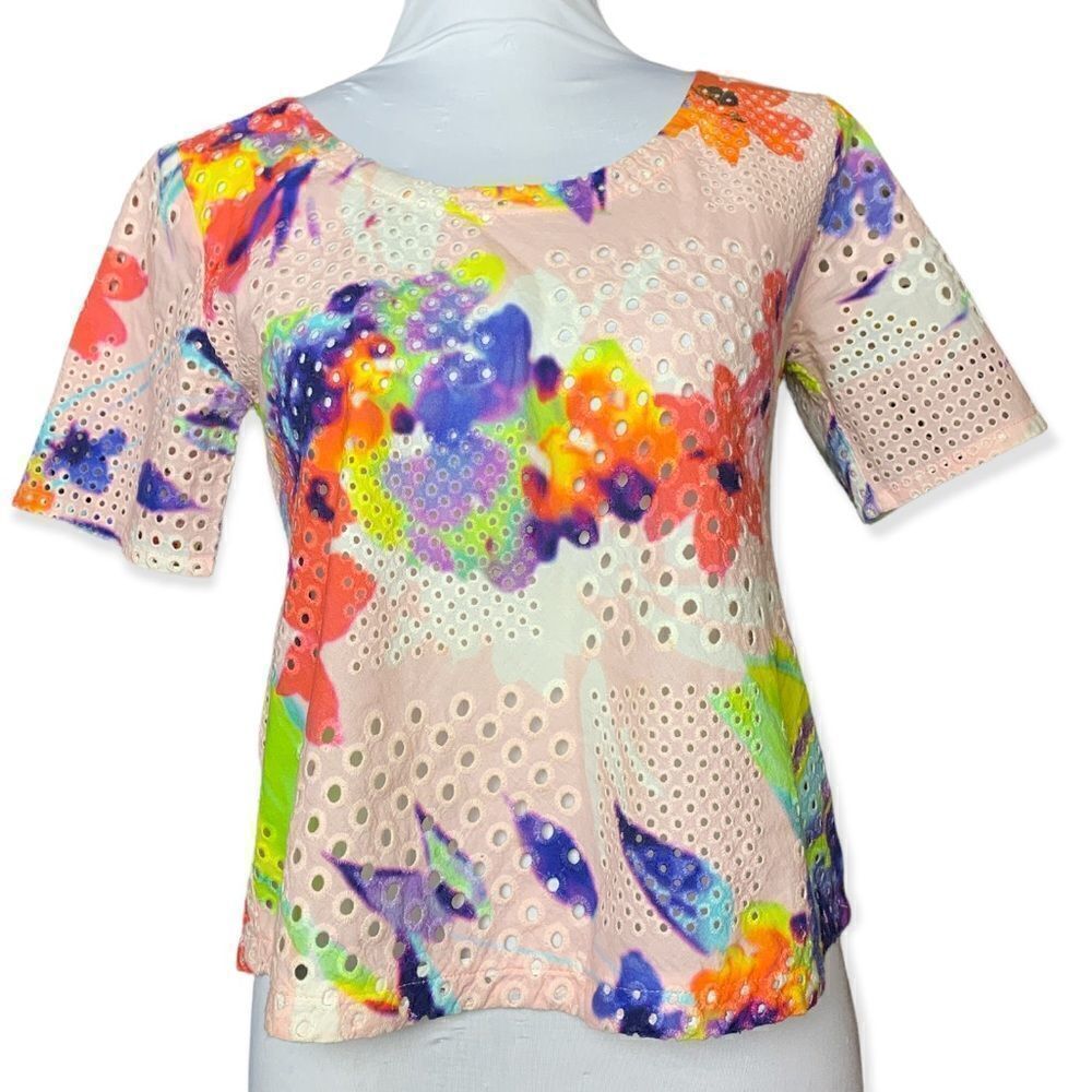 TRINA TURK women’s eyelet cropped watercolor floral top sz P (0)